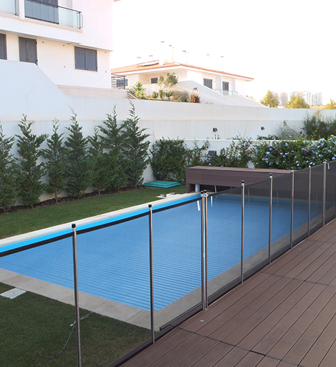 Projeto de segurança para piscina com vedação VedaPool